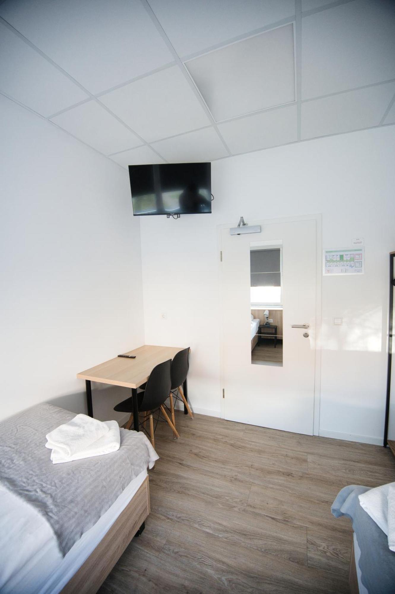 Hostel Messe Laatzen Exterior photo